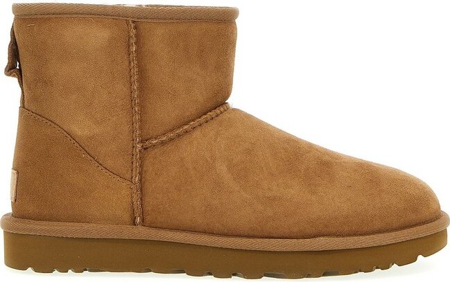 UGG Classic Mini II Logo-Patch Ankle Boots