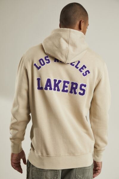 Urban Outfitters Los Angeles Lakers Chenille Vintage Lettering Hoodie  Sweatshirt - ShopStyle