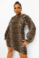 Thumbnail for your product : boohoo Plus Leopard Collar Shift Dress