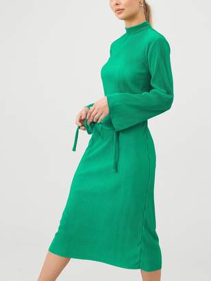 Very High Neck Plisse Midi Dress - Green