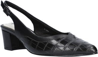 easy street kristen pump