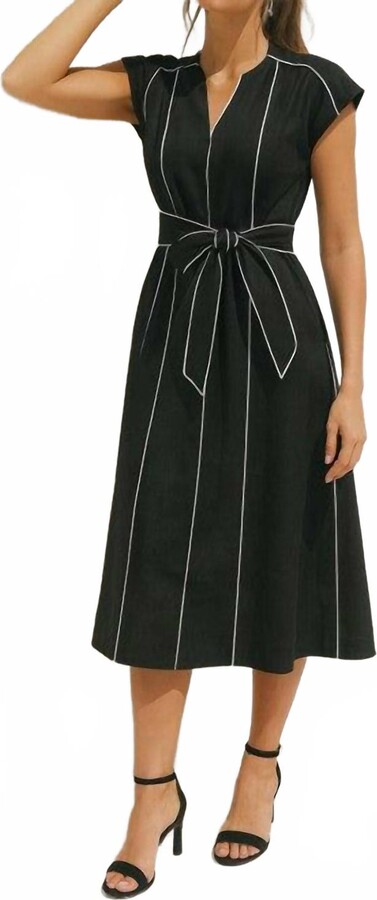 EB Luxe Erin Midi Dress In Black