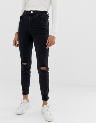 busted knee mom jeans