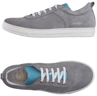 Gallucci Low-tops & sneakers