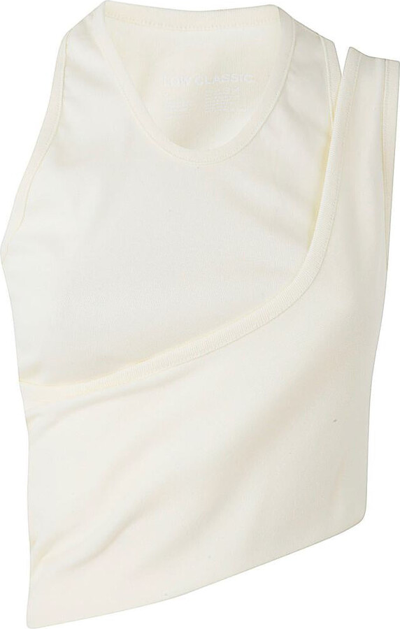 Low Classic Hole Point Top