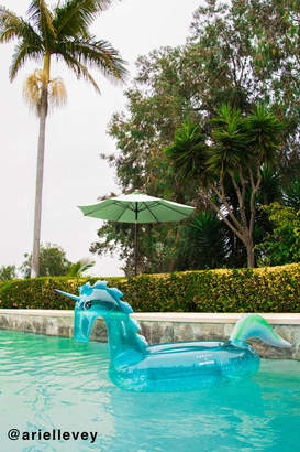 Pool' FUNBOY For UO Glitter Unicorn Pool Float