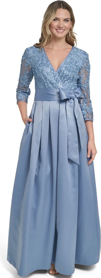 Jessica Howard Women's V-Neck Pleated Skirt Ball Gown