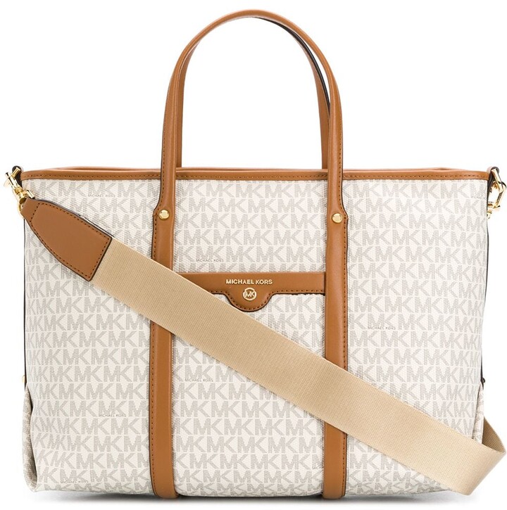 mk's tote bolsas and monogramming