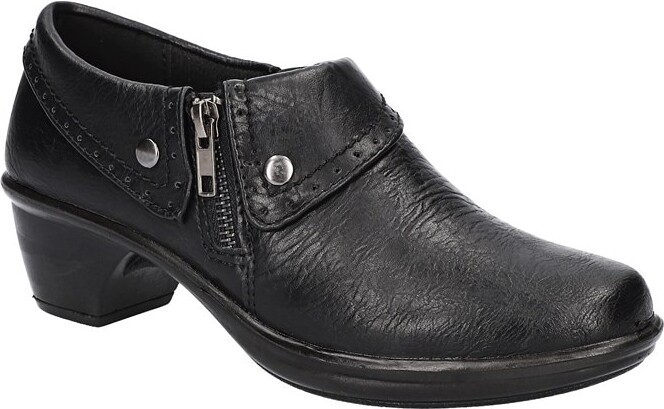 Easy Street Shoes Women's Darcy Ankle Booties