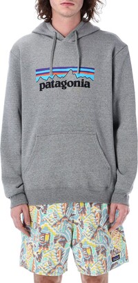 https://img.shopstyle-cdn.com/sim/2d/9e/2d9eb67ef0299fcf2dbcbde803452893_xlarge/patagonia-p-6-logo-uprisal-hoodie.jpg