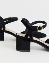 Thumbnail for your product : New Look Wide Fit faux suede low block heeled shoes in black