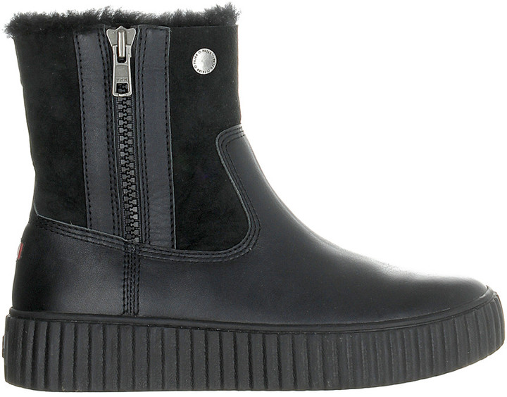 finish line girl jordans