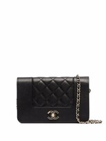 Thumbnail for your product : Chanel Pre Owned 2019 Diamond-Quilted Wallet-On-Chain