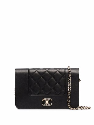 Chanel Pre Owned 2019 Diamond-Quilted Wallet-On-Chain