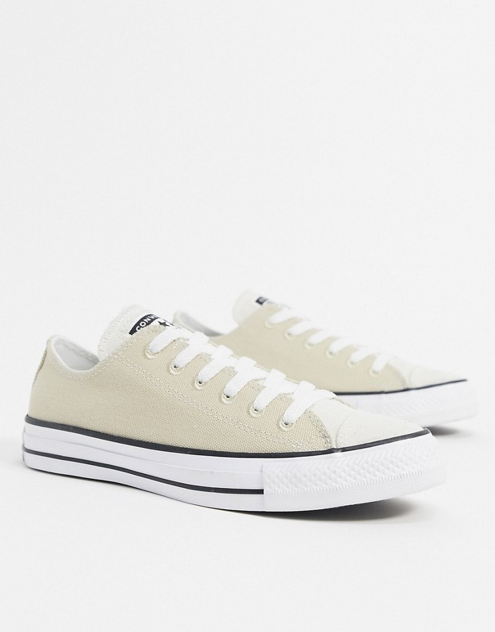 converse beige