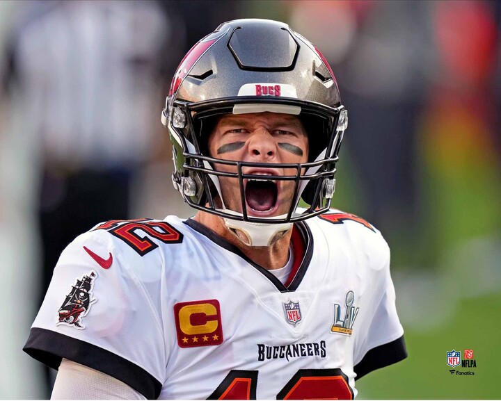 Fanatics Authentic Tom Brady Tampa Bay Buccaneers Unsigned Super Bowl LV Screaming Photograph