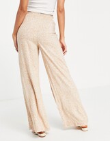 Thumbnail for your product : New Look wide leg pants in brown pattern