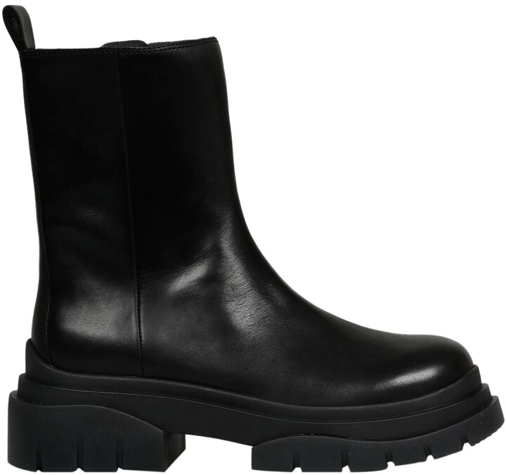 zip up combat boots