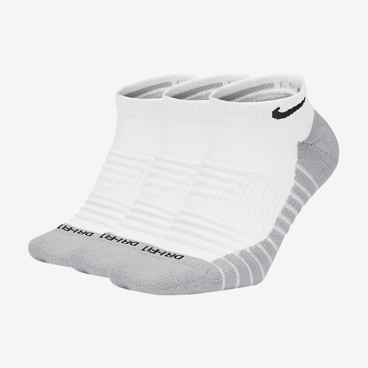 nike everyday dri fit socks