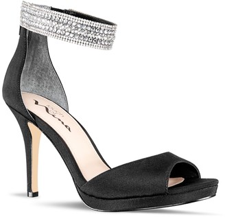 touch of nina silver heels