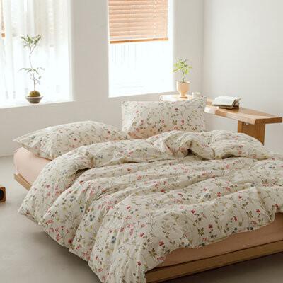 Nayoroom 3 Pieces Botanical Floral Beige Pink Flower Floral Comforter Set Vintage Style Soft Cotton Garden Floral Aesthetic Bedding Set