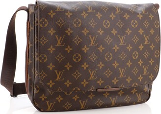 Louis Vuitton Beaubourg Messenger Bag Monogram Canvas MM - ShopStyle