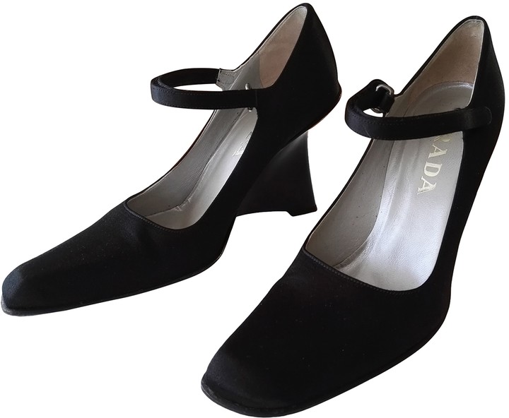 black velvet mary jane heels