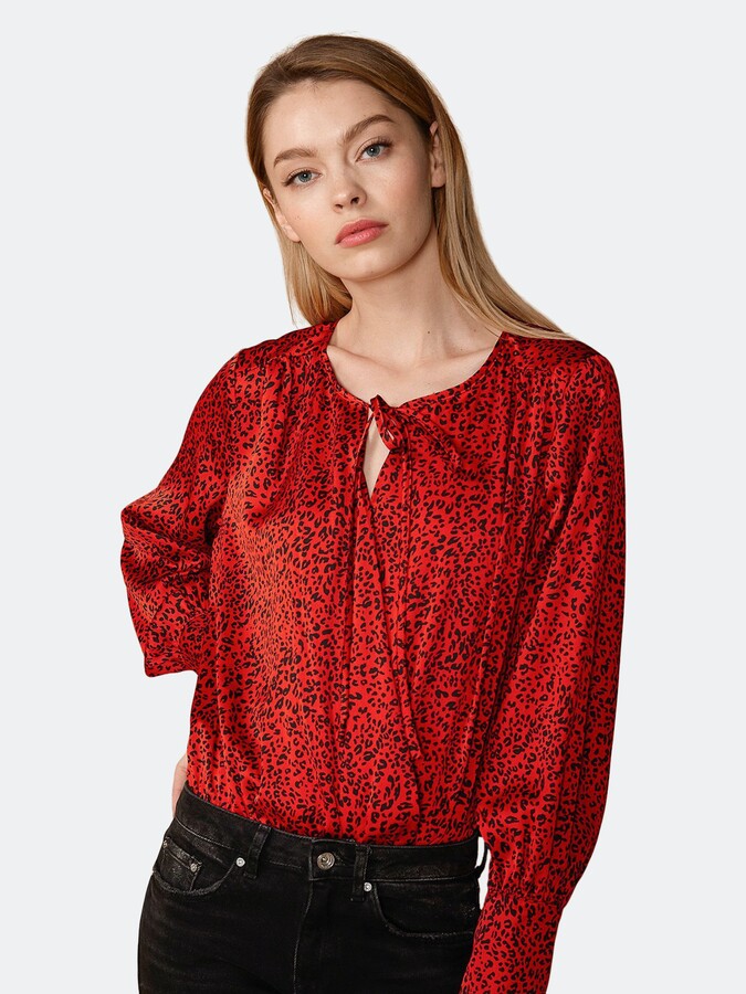 red and black leopard top