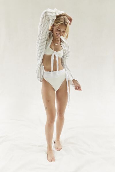 Frankies Bikinis x Pamela Anderson Lola Crochet Tote Bag