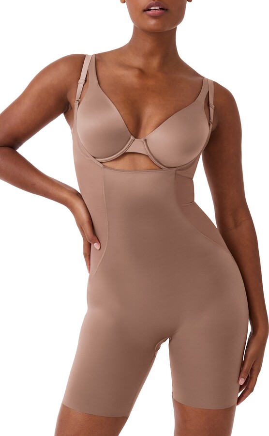 Everyday Shaping Open-Bust Mid-Thigh Bodysuit Soft Nude