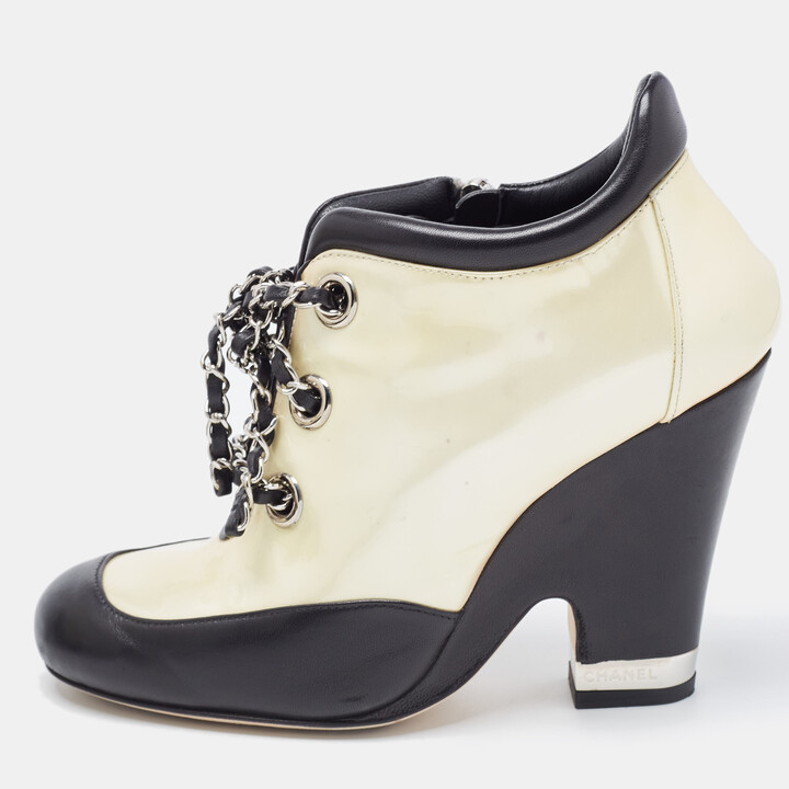 CHANEL Black Silver Leather Stitched CC Boots 38 $1595 – Encore Resale.com