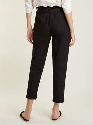Isa Arfen Belted Tapered Leg Denim Cropped Trousers - Womens - Black