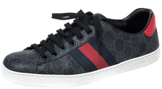 gucci blue gg supreme