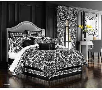 J Queen New York CLOSEOUT! Cambridge 18" x 18" Decorative Pillow