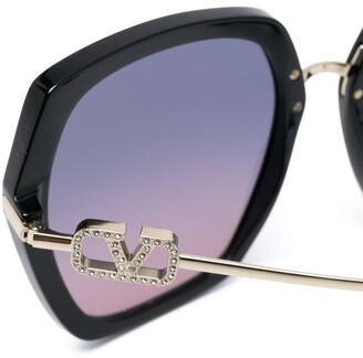 Valentino Eyewear VA4081 oversize frame VLogo sunglasses