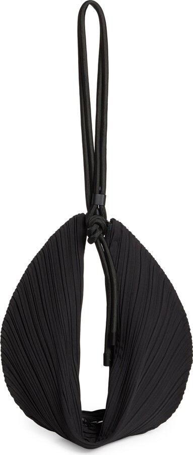 Pleats Please Issey Miyake Leaf Pleats Convertible Handbag - ShopStyle  Shoulder Bags