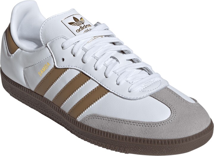 timeless piece of clothing for women samba classic flat sneakers 