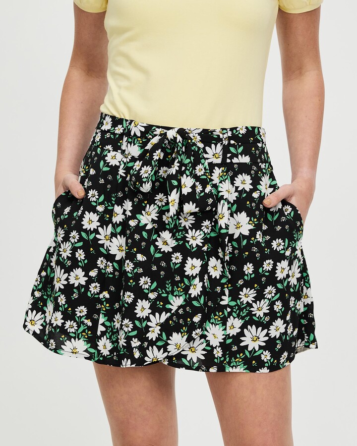 skort size 6