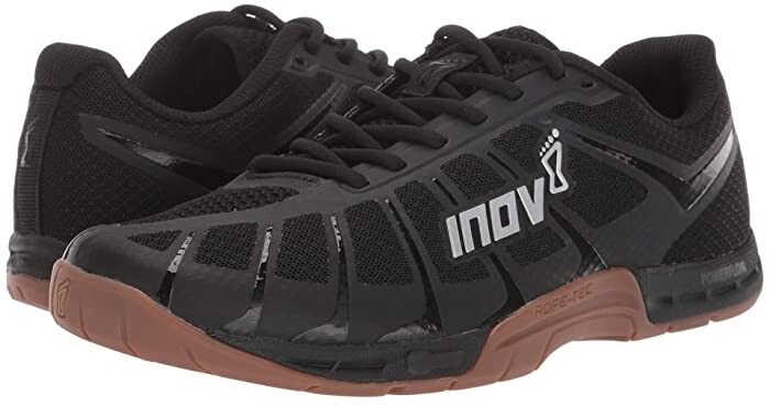 high toe box walking shoes