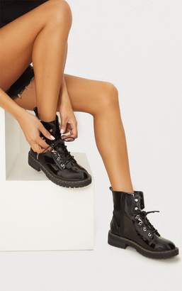 black chunky hiker boots