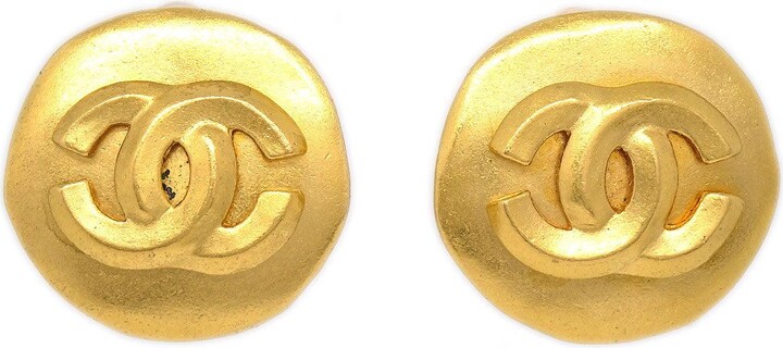 CHANEL CC Logos Circle Used Earrings Gold Black Clip-On 95P Vintage #BN76 Y