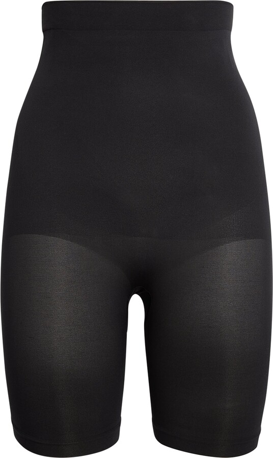 SKIMS Seamless Sculpt Mid-Thigh Shorts