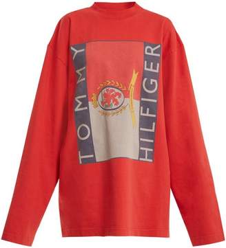 Vetements X Tommy Hilfiger Logo Print Cotton Sweatshirt - Womens - Red Multi