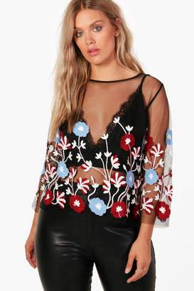 boohoo Plus Kelly Embroidered Shell Top