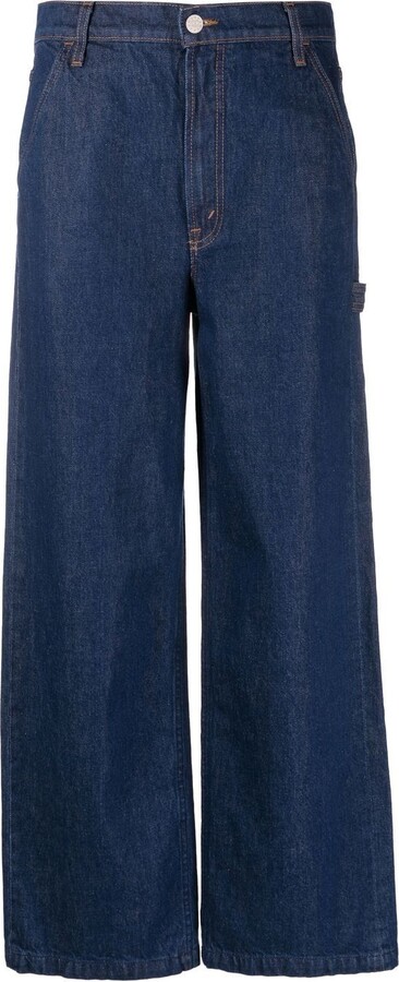 Wide leg jeans for wide hips and thighs
