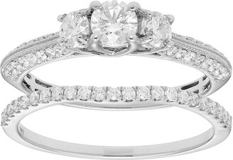 The Regal Collection 14k Gold 1 Carat T.W. IGL Certified Diamond 3-Stone Engagement Ring Set