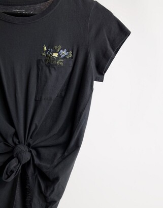 Abercrombie & Fitch flower pocket tee in black