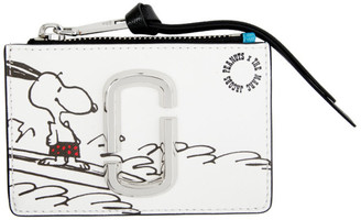 Marc Jacobs White Peanuts Edition Snoopy Top Zip Wallet