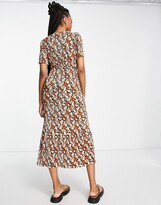 Thumbnail for your product : ASOS Tall ASOS DESIGN Tall Exclusive plisse midi tea dress with short sleeves in green ditsy floral