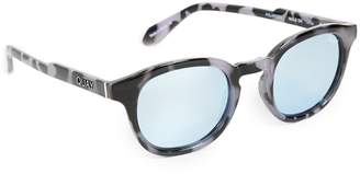 Quay Walk On Sunglasses